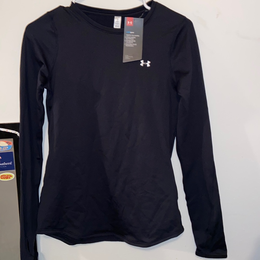 Brand new under armpit cold gear fitness top!